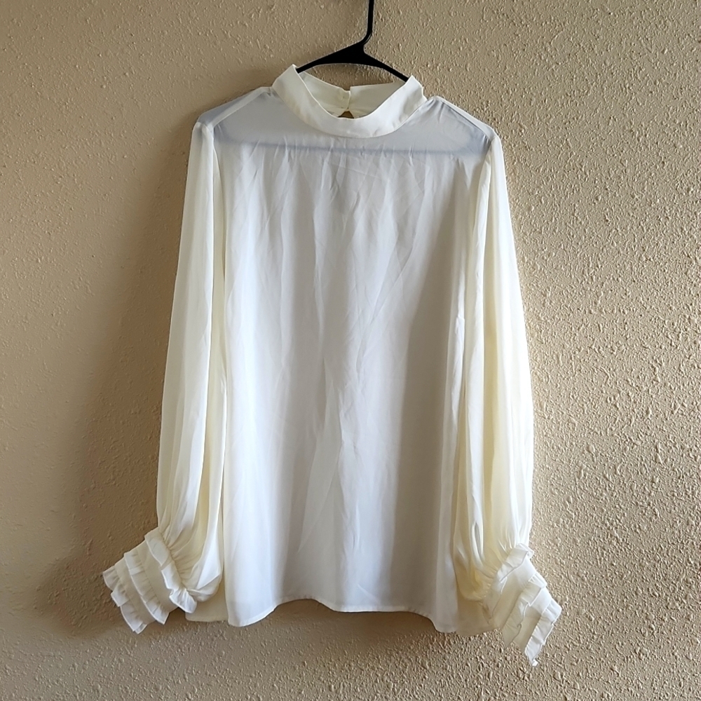 𝅺SILK Mothcloth blouse
